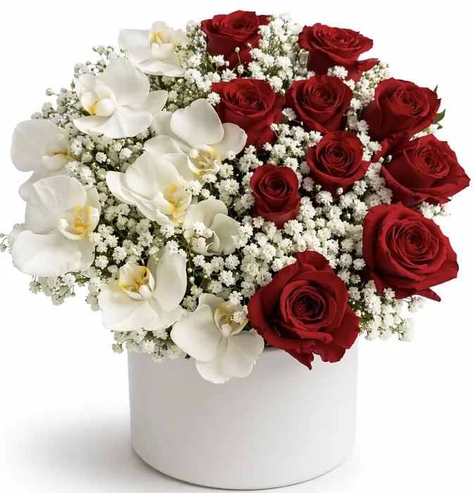 סידור פרחים בכלי קרמיקה. ורדים וסחלבים. זמין ב-3 גדלים. החל מ-299 ש״ח