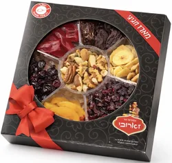 מארז חגיגי פירות יבשים.